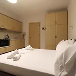 شقة B *