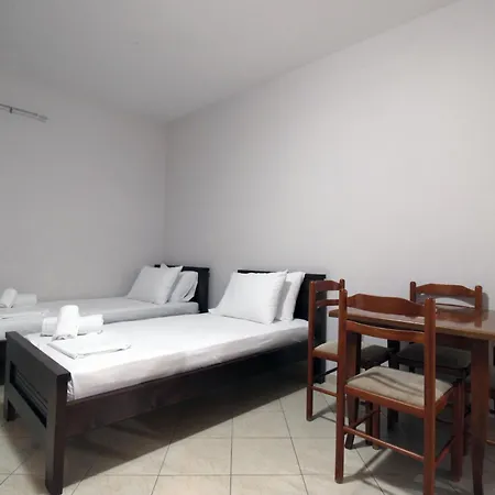 B Apartman Ksamil